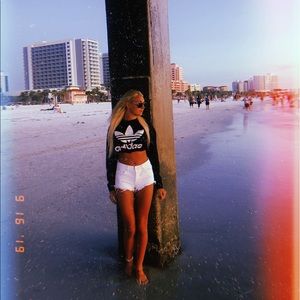 Meet your Posher, Megan